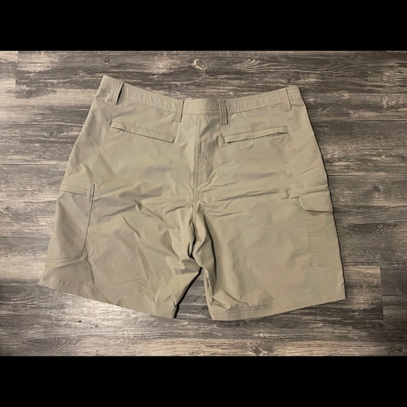 George Mens Khaki Shorts - Picture 3 of 4